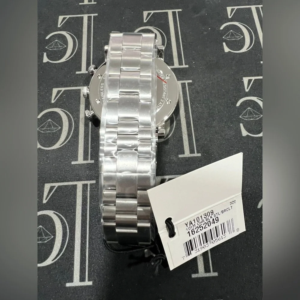 NIB Black G Chrono Gucci Watch - Picture 7 of 7